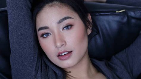 Sachzna Laparan Pinay Porn Videos .